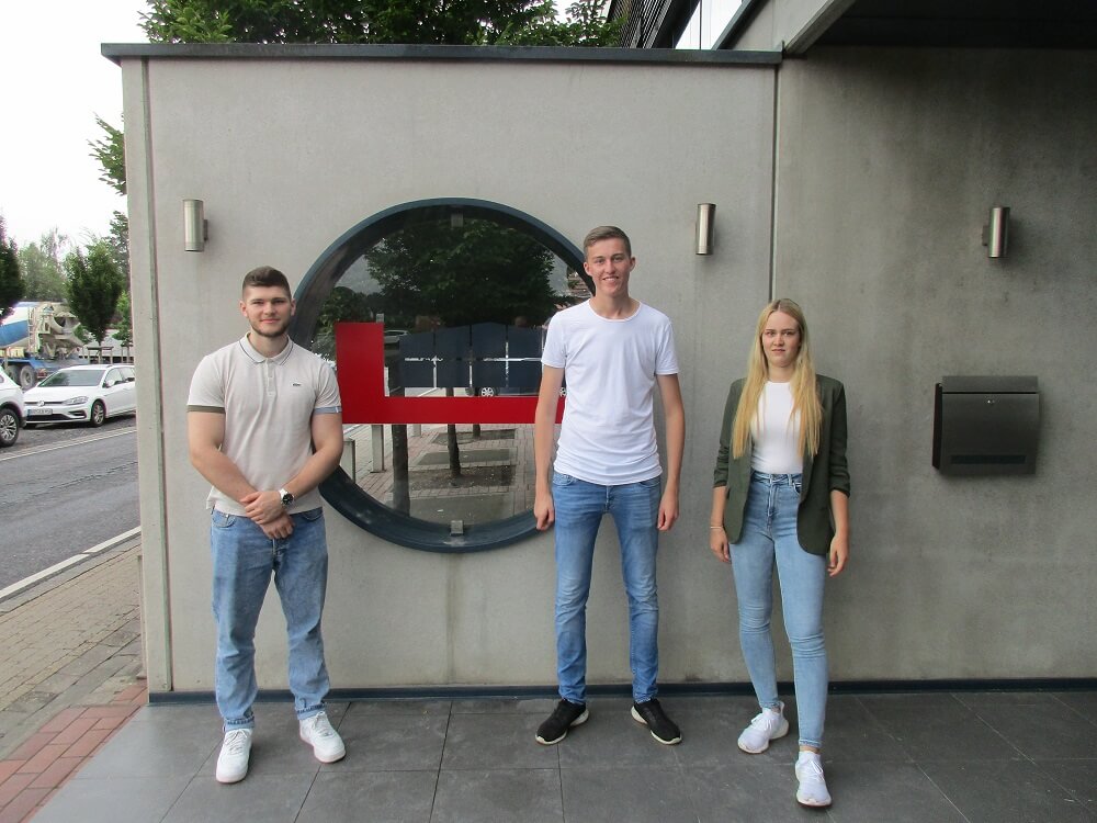 Azubi-Start 2022 bei Lütkenhaus – drei neue Industriekaufleute beginnen ihre Ausbildung